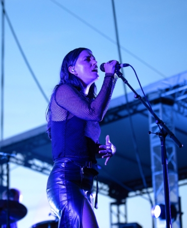 web-Sharon-Van-Etten-03-