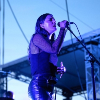 Tune in to a Sharon Van Etten mini-concert