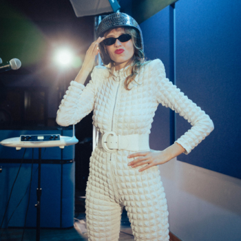 Indie Rock Hit Parade Live Session: Ora the Molecule