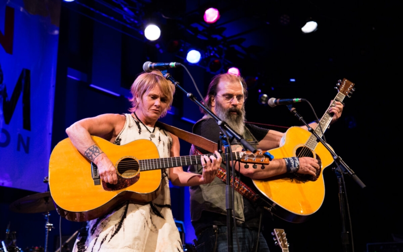 Colvin and Earle | Photo by Sydney Schaefer for WXPN
