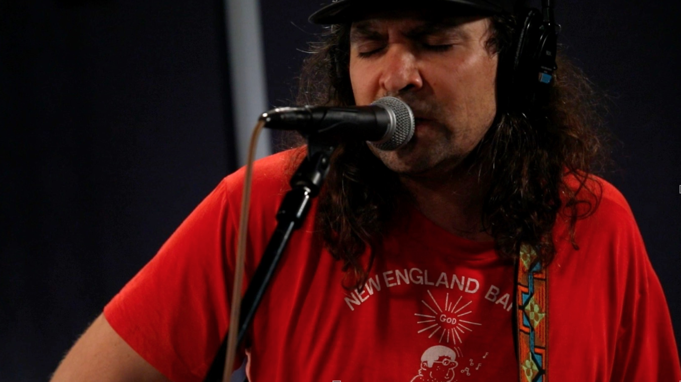The War on Drugs: &#8220;Knocked Down&#8221; (World Cafe Session)